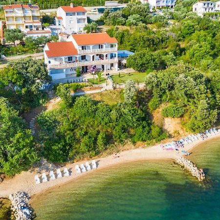 Apartmani Lovre Posedarje Exterior photo
