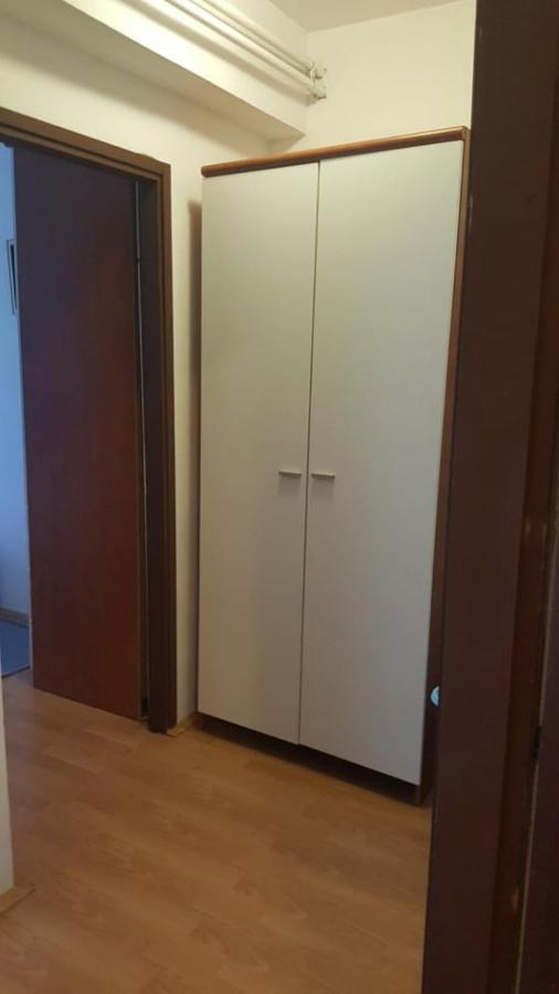 Apartmani Lovre Posedarje Exterior photo