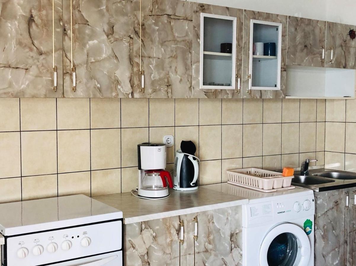 Apartmani Lovre Posedarje Exterior photo