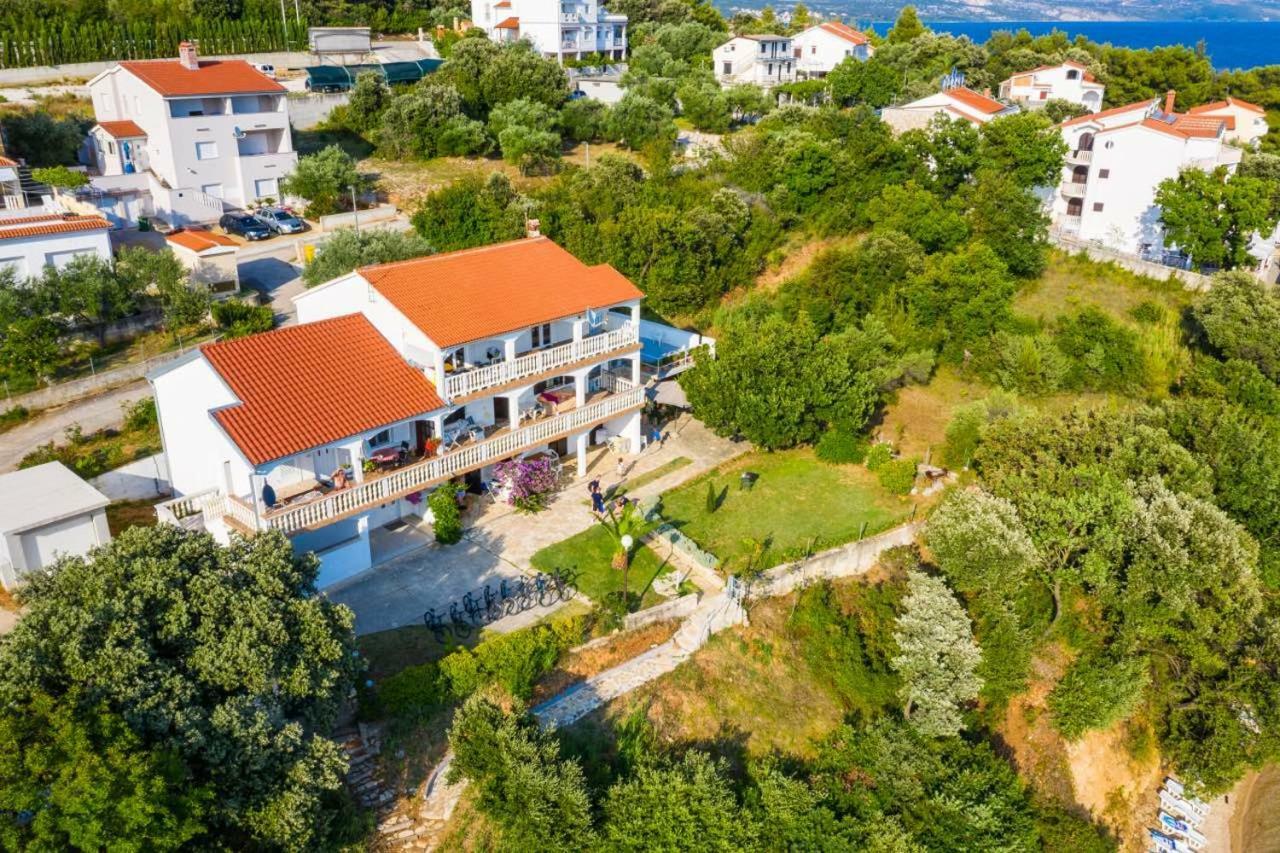 Apartmani Lovre Posedarje Exterior photo
